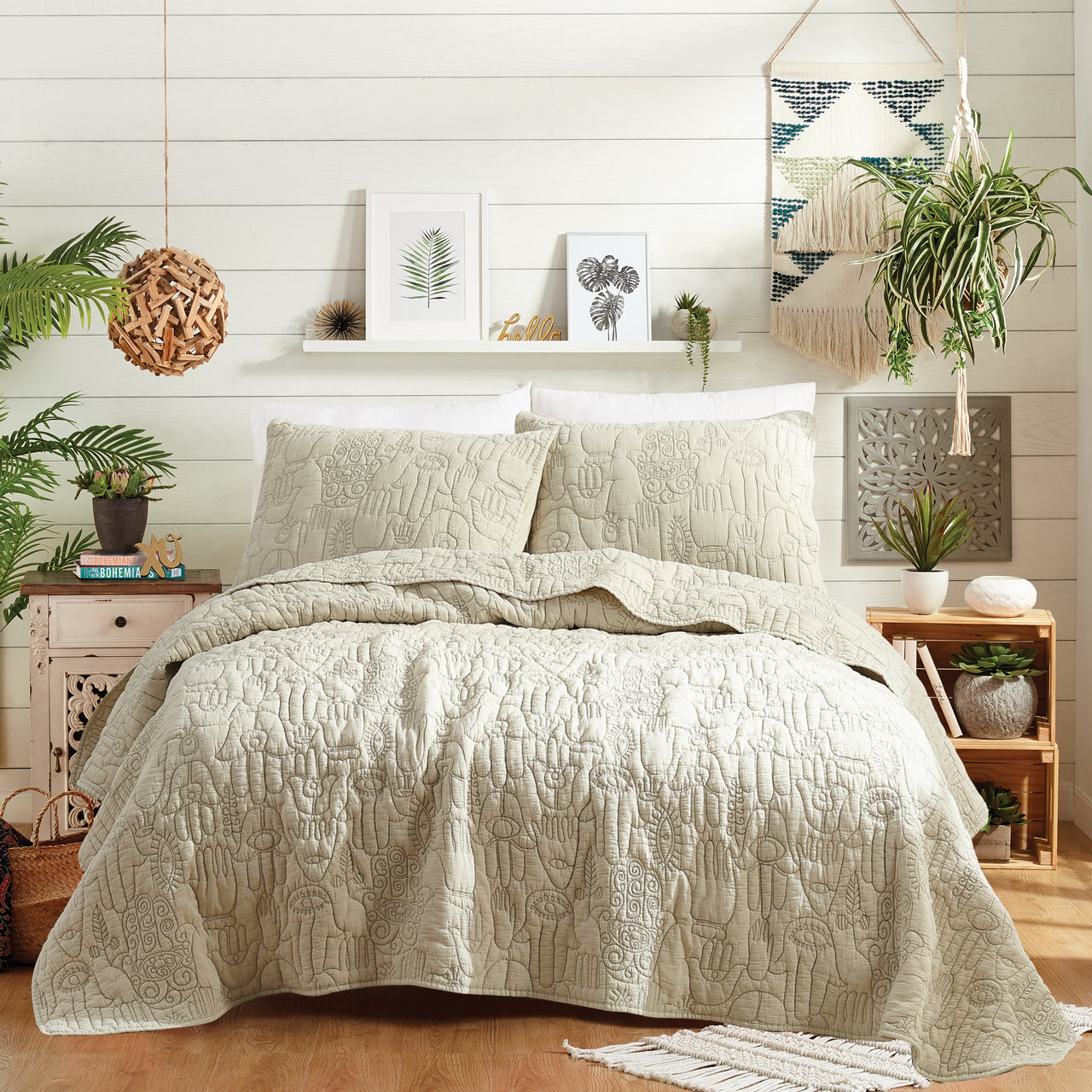 Natural Bedding Accessories