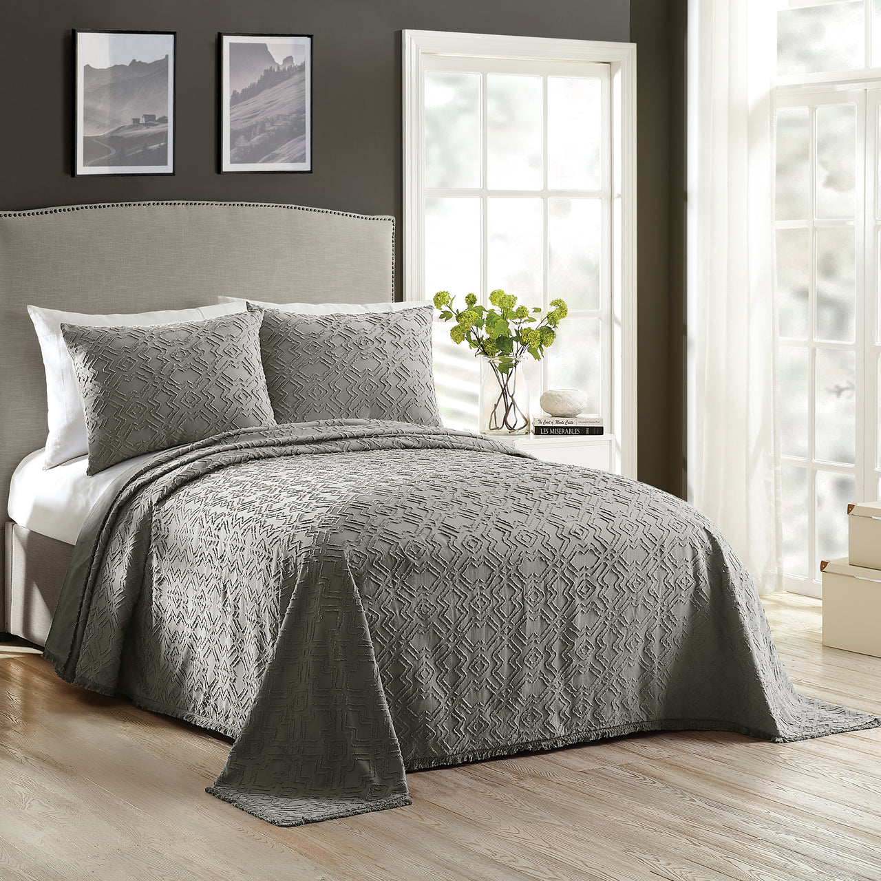 Avah Bedspread - Gray